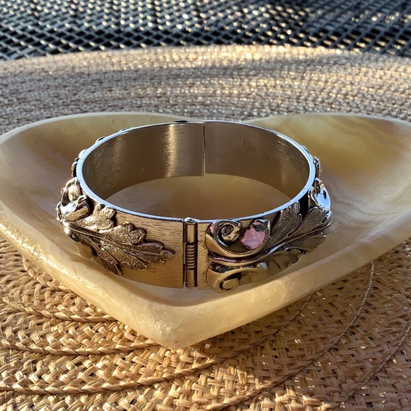 Silver Hinged Bangle Cuff Bracelet - Picture 2 of 9